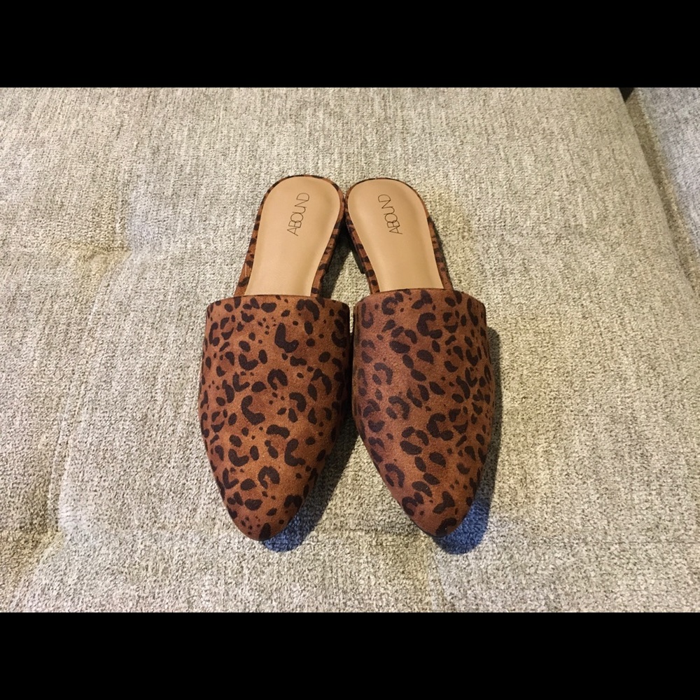 Slip on tiny heel